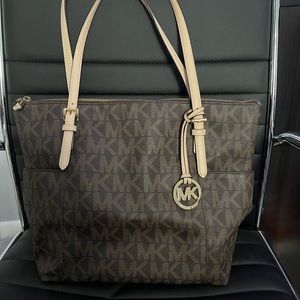 Michael Kors Purse/Bag